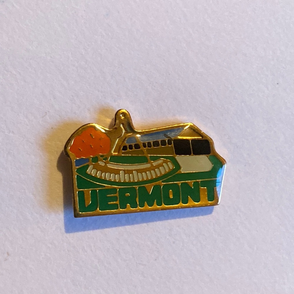 Vermont free mason tie tac pin